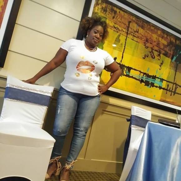 Meet your Posher, Alicia - Picture 1 of 1